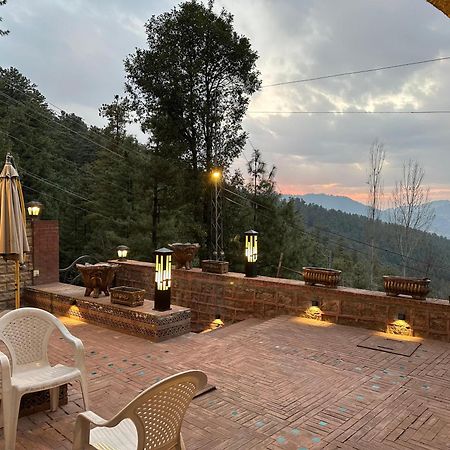 Sarah'S Lodge Murree Luaran gambar