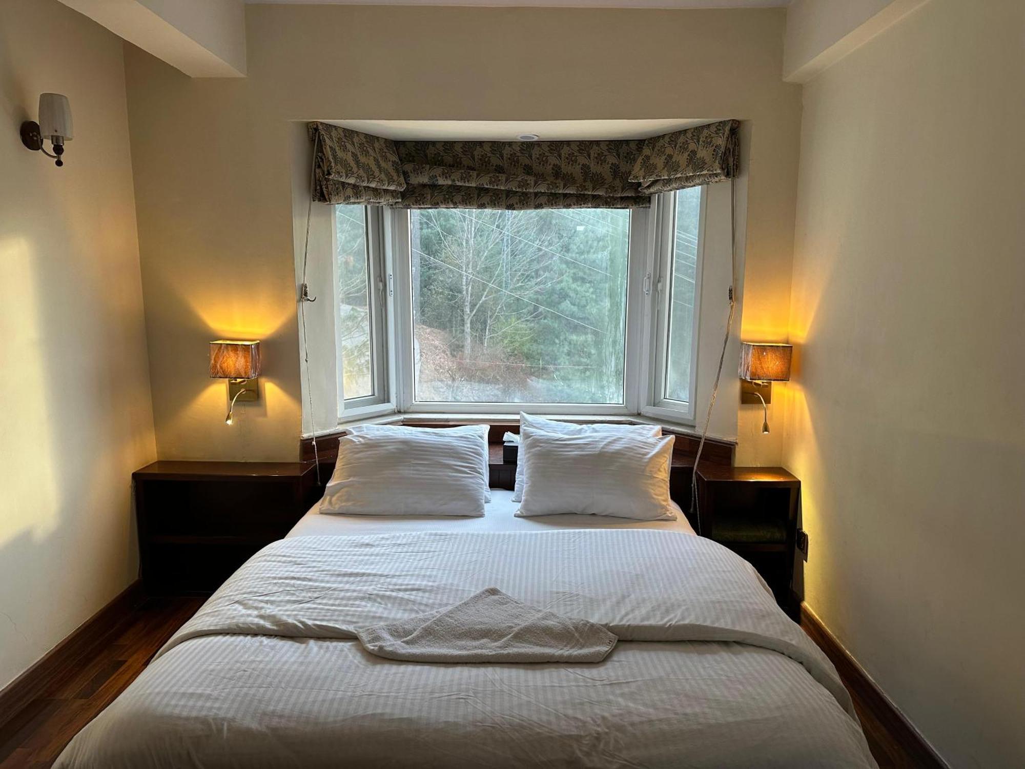 Sarah'S Lodge Murree Luaran gambar