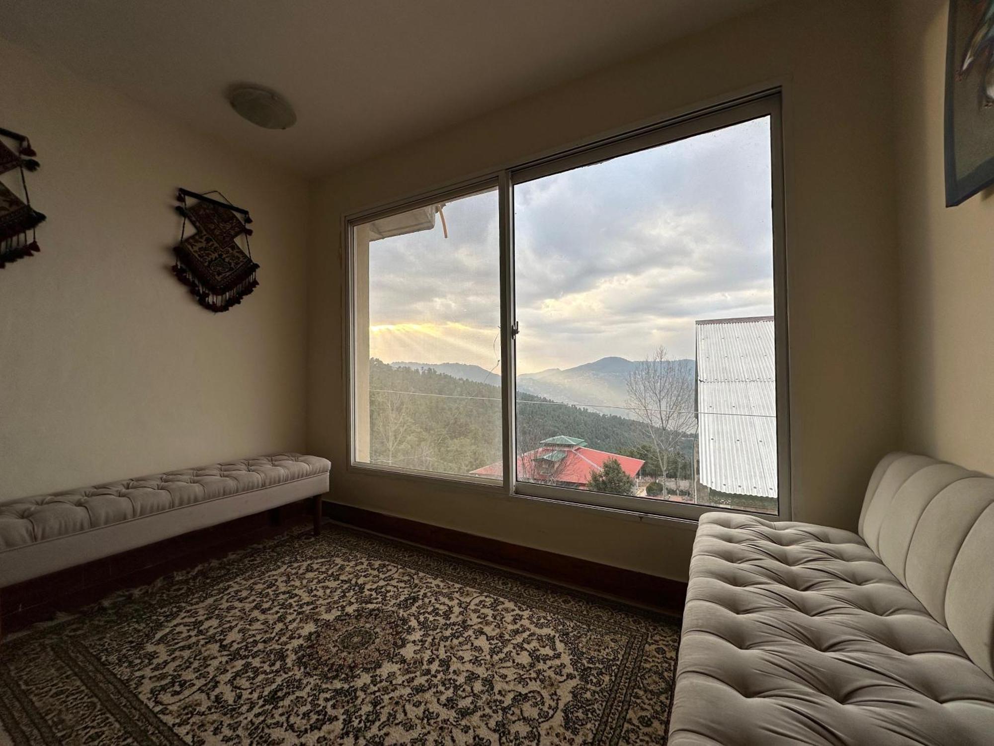 Sarah'S Lodge Murree Luaran gambar